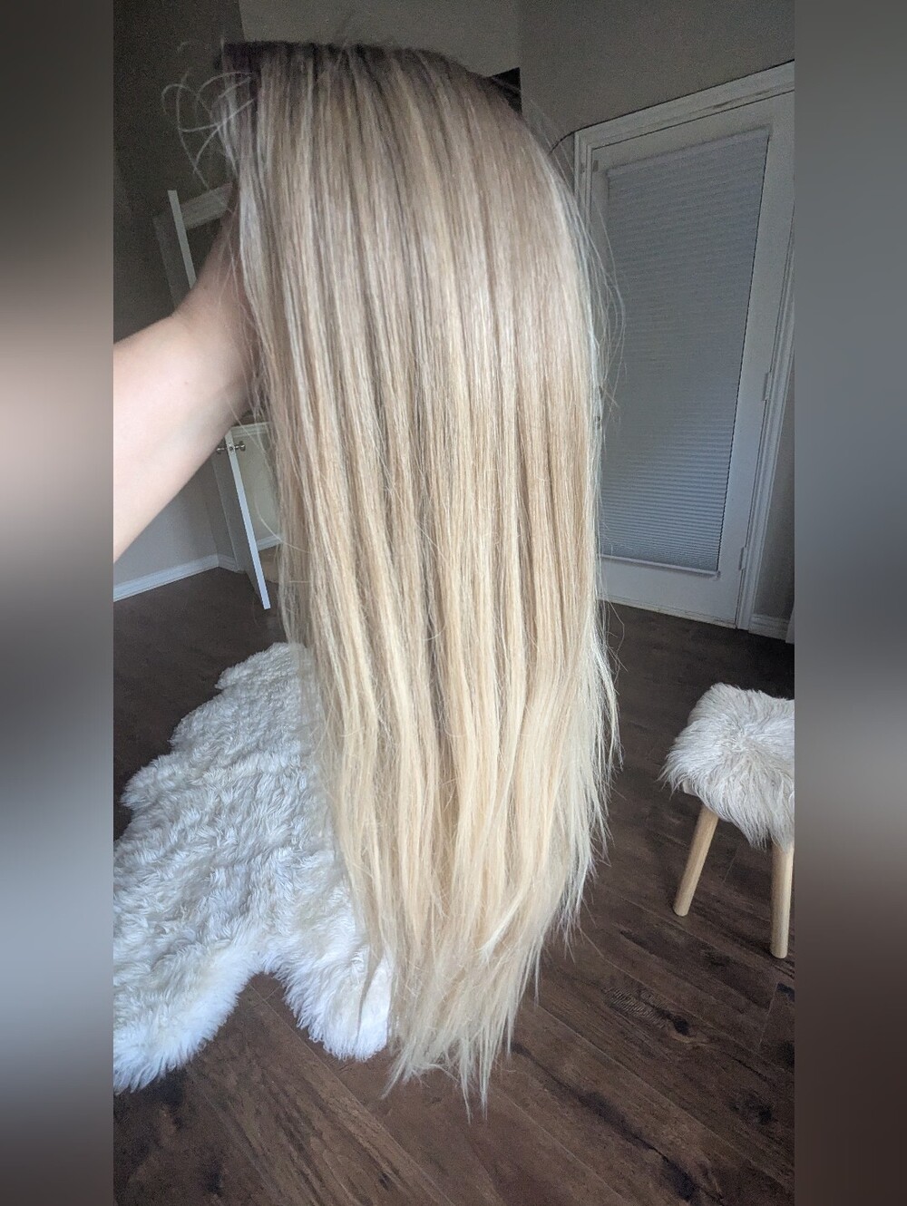 28 In Blonde High Quality Synthetic Wig -ombre Natural Light Blonde